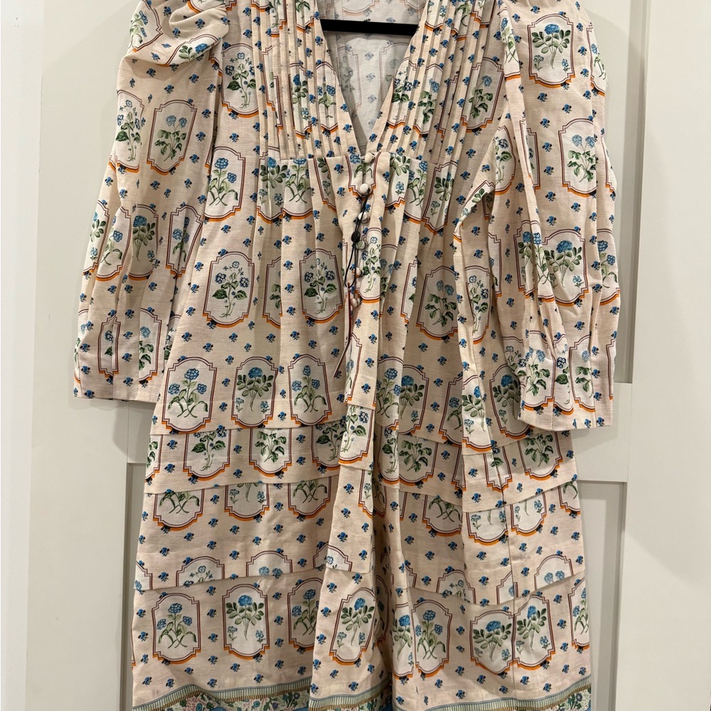 Hunter Bell Floral Patterned Dress with Pleated Detail